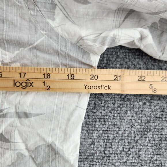 Quiksilver Quicksilver Button Up Shirt Men Small Mid Fit Gray White Floral Surf - Picture 14 of 16